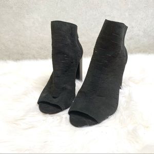 1. State Shiya peep toe black perforated size 8.5